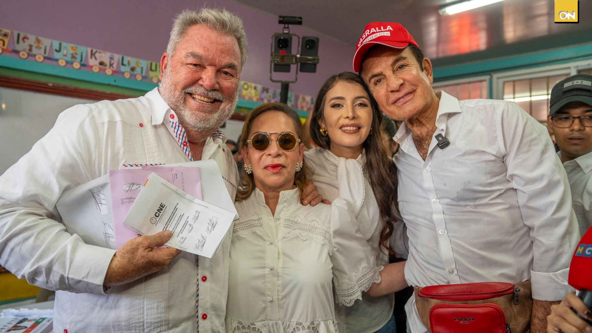 Iroshka Elvir aseguró que Contreras mantiene una postura ambivalente al promover a Jorge Cálix como presidente del CN