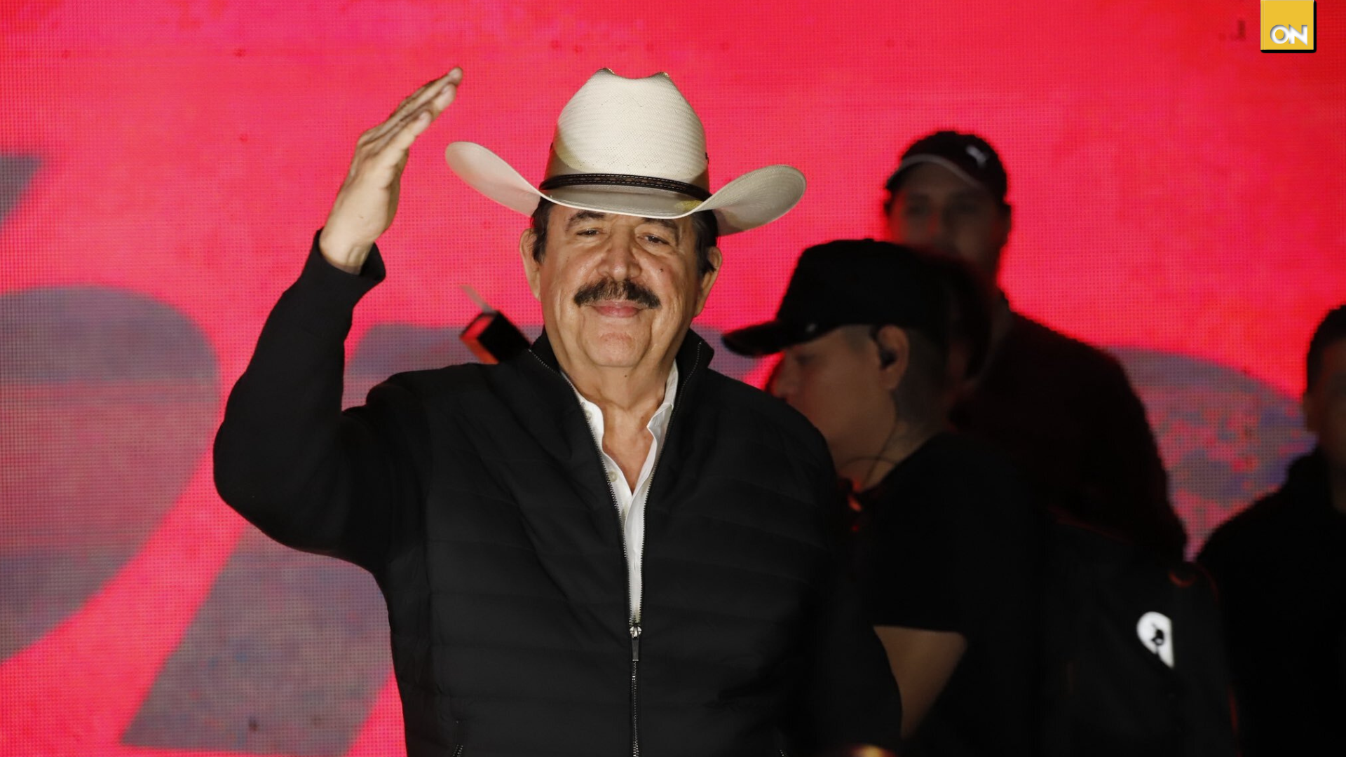 Libre llama a su bancada Mel Zelaya fija fecha y lugar de reunión clave