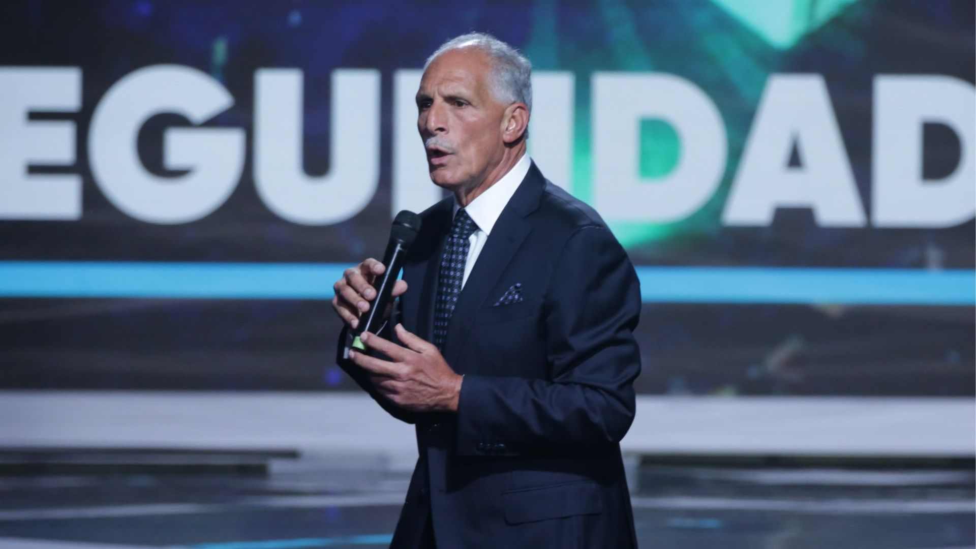 Sin presencia internacional: Así será la toma de posesión de Nasry Asfura