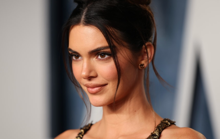 Kendall Jenner rompe el silencio y responde si se ha realizado cirugías estéticas
