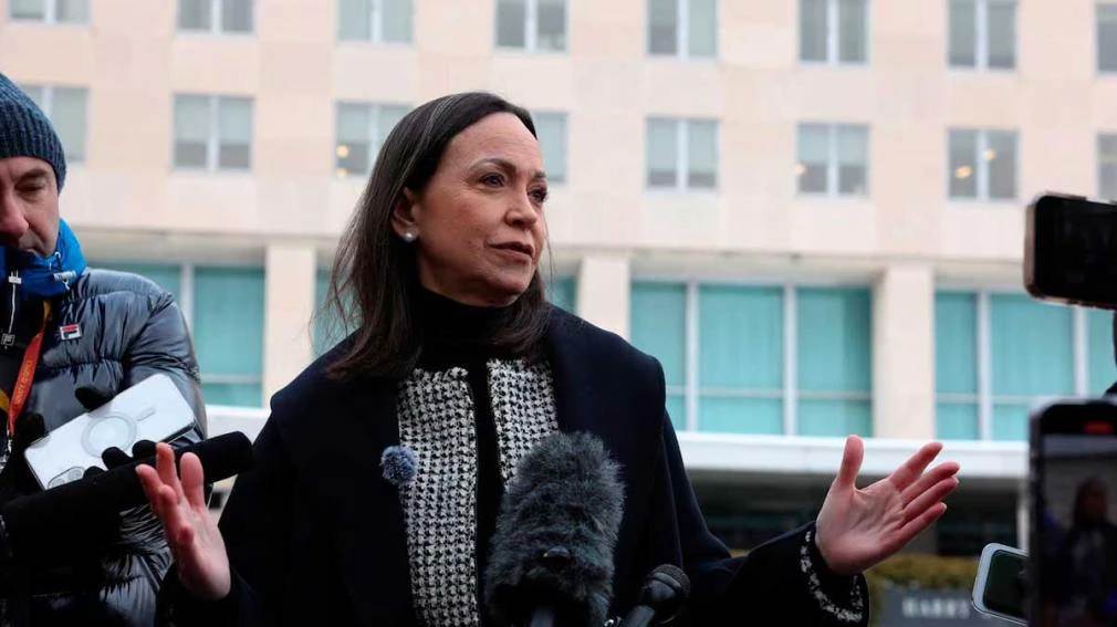 María Corina Machado pide una "transición real" en Venezuela tras reunión con Marcos Rubio
