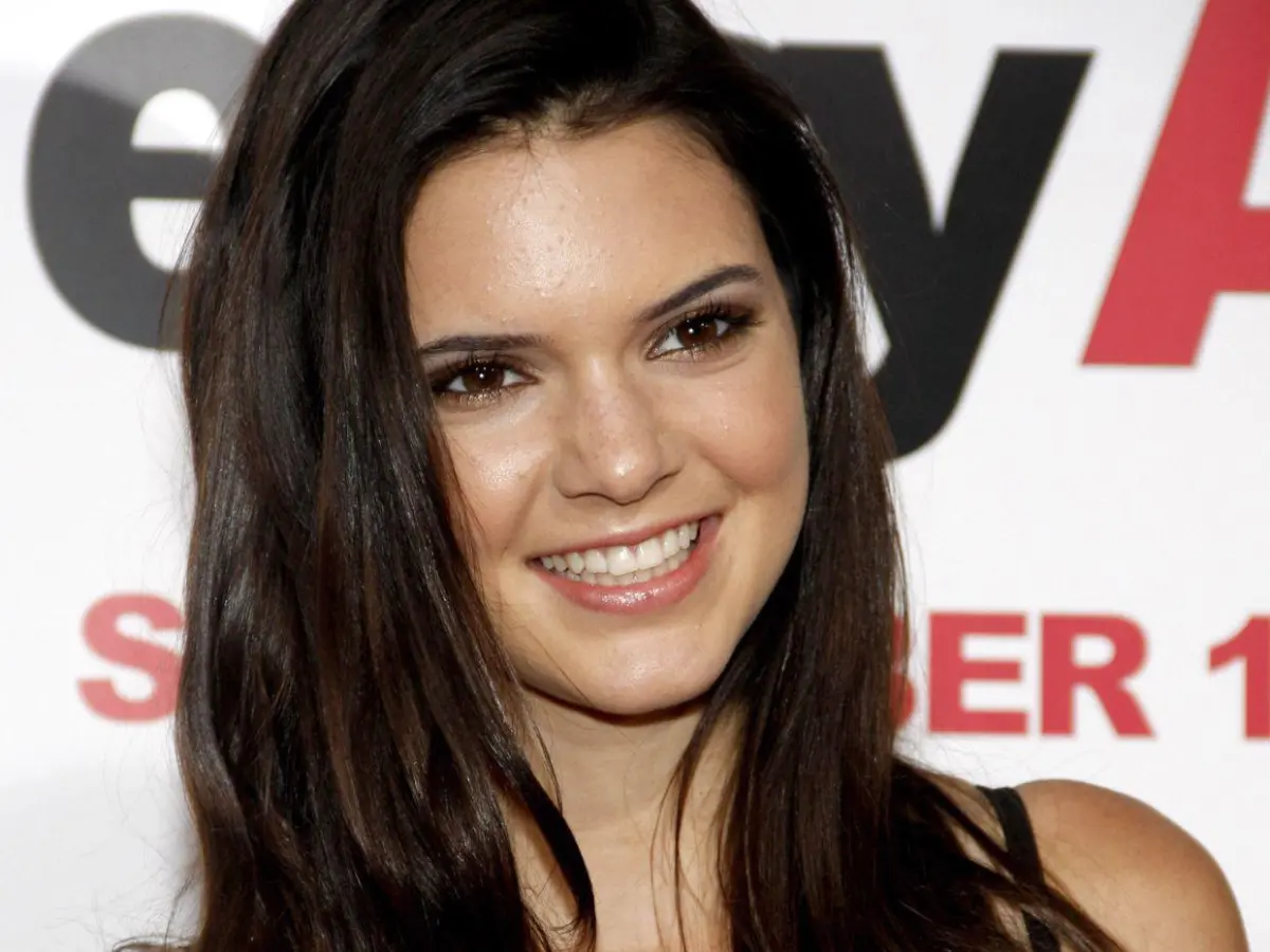 Kendall Jenner rompe el silencio y responde si se ha realizado cirugías estéticas