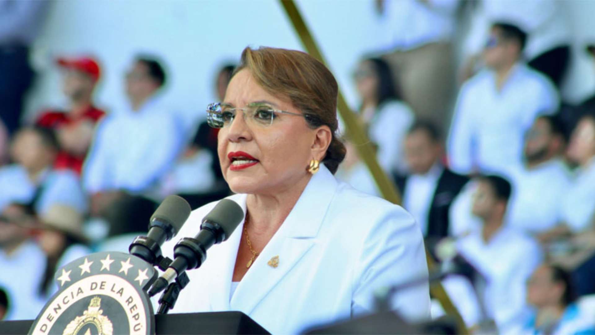 Xiomara Castro a incorporarse al PARLACEN al terminar mandato