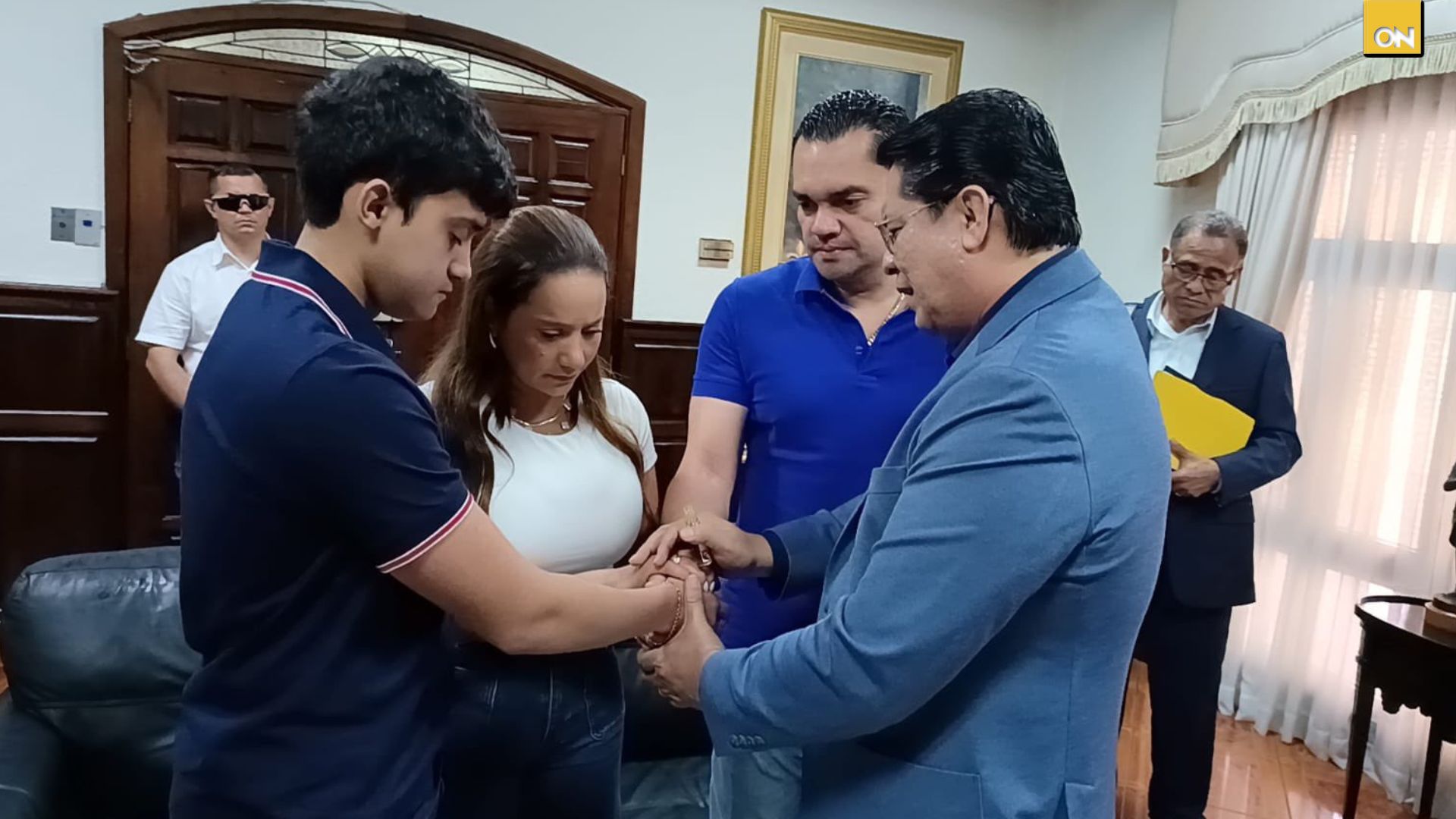 ¿Quién es Yohana Estrada Lagos, esposa del diputado Tomás Zambrano