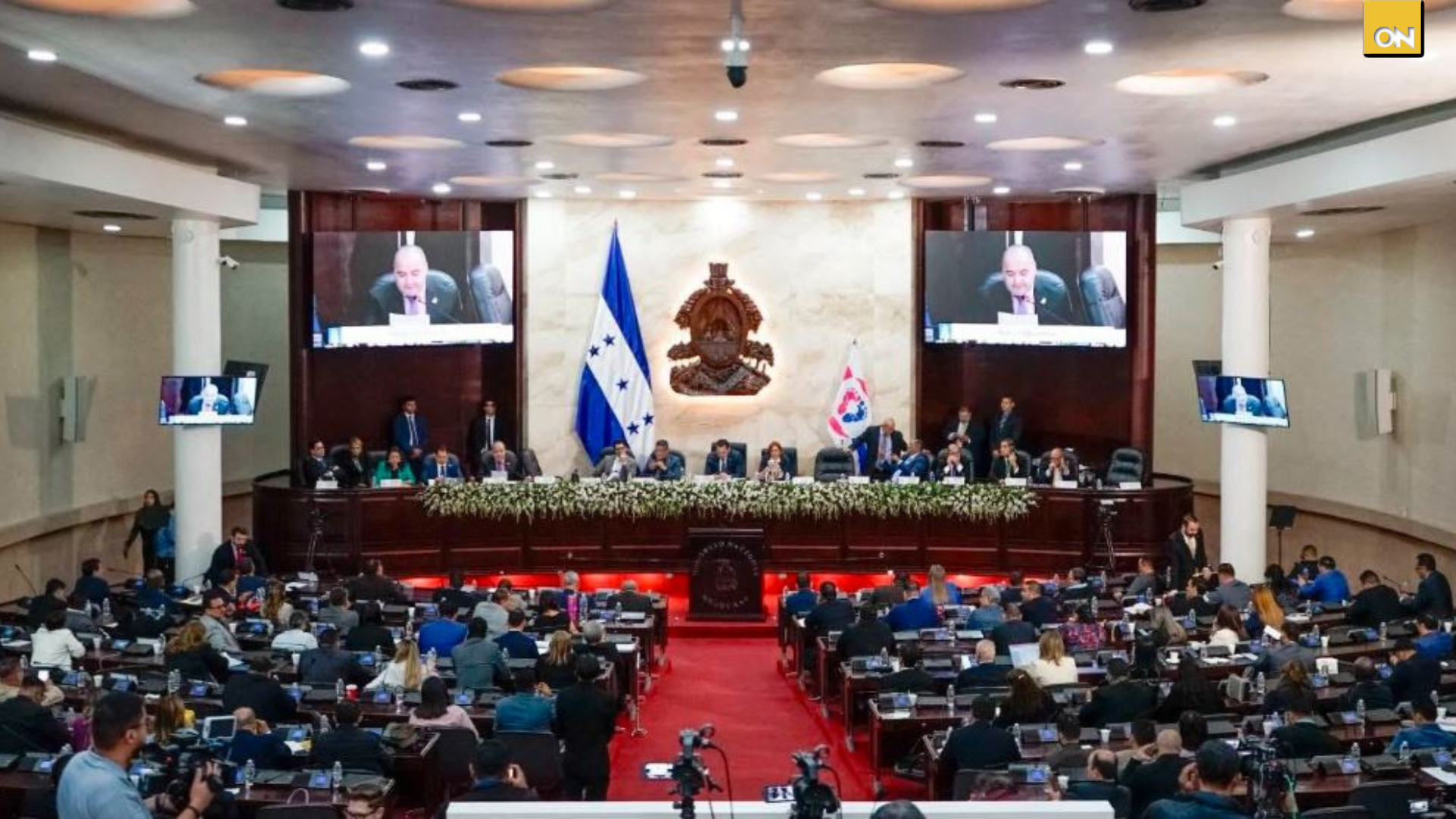 Congreso podría aprobar ley para fortalecer el sistema de salud y reducir la mora quirúrgica este lunes