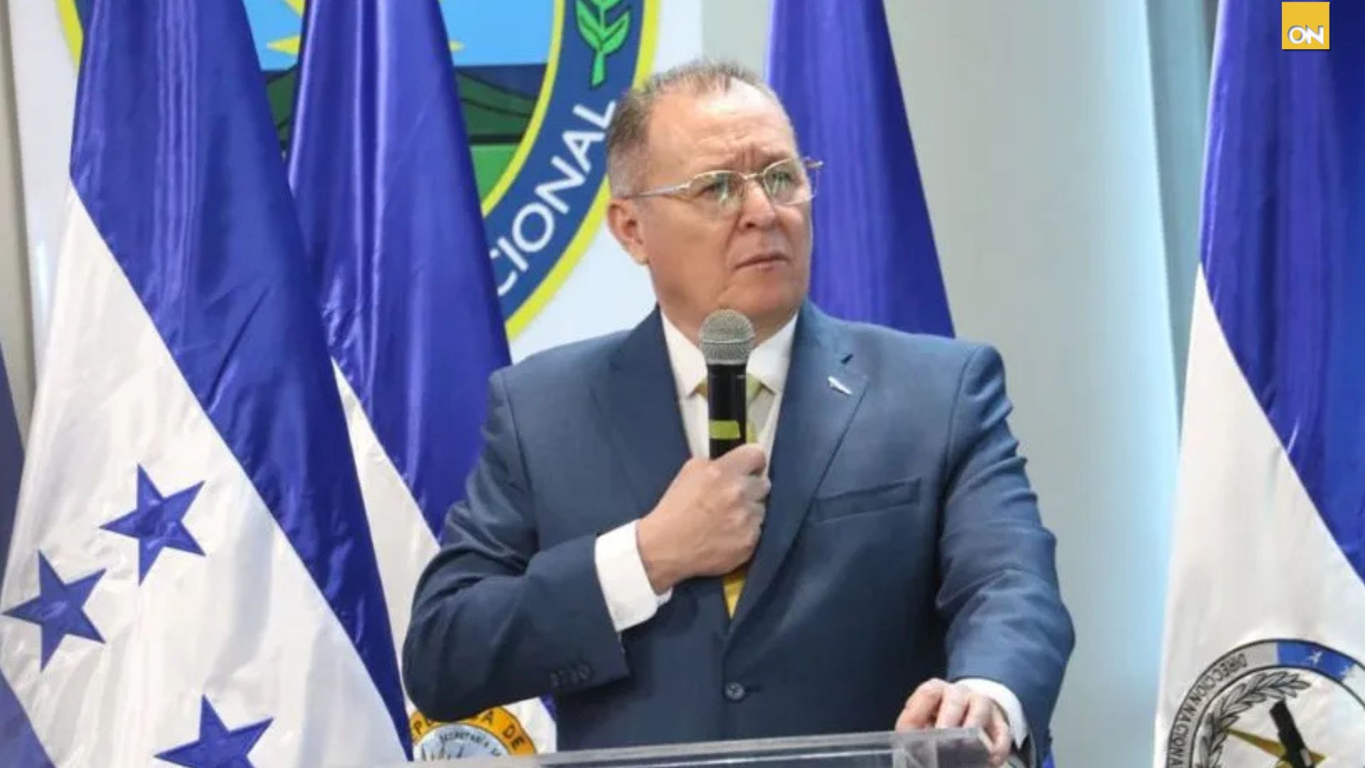 ministro de Seguridad Gerzon Velásquez