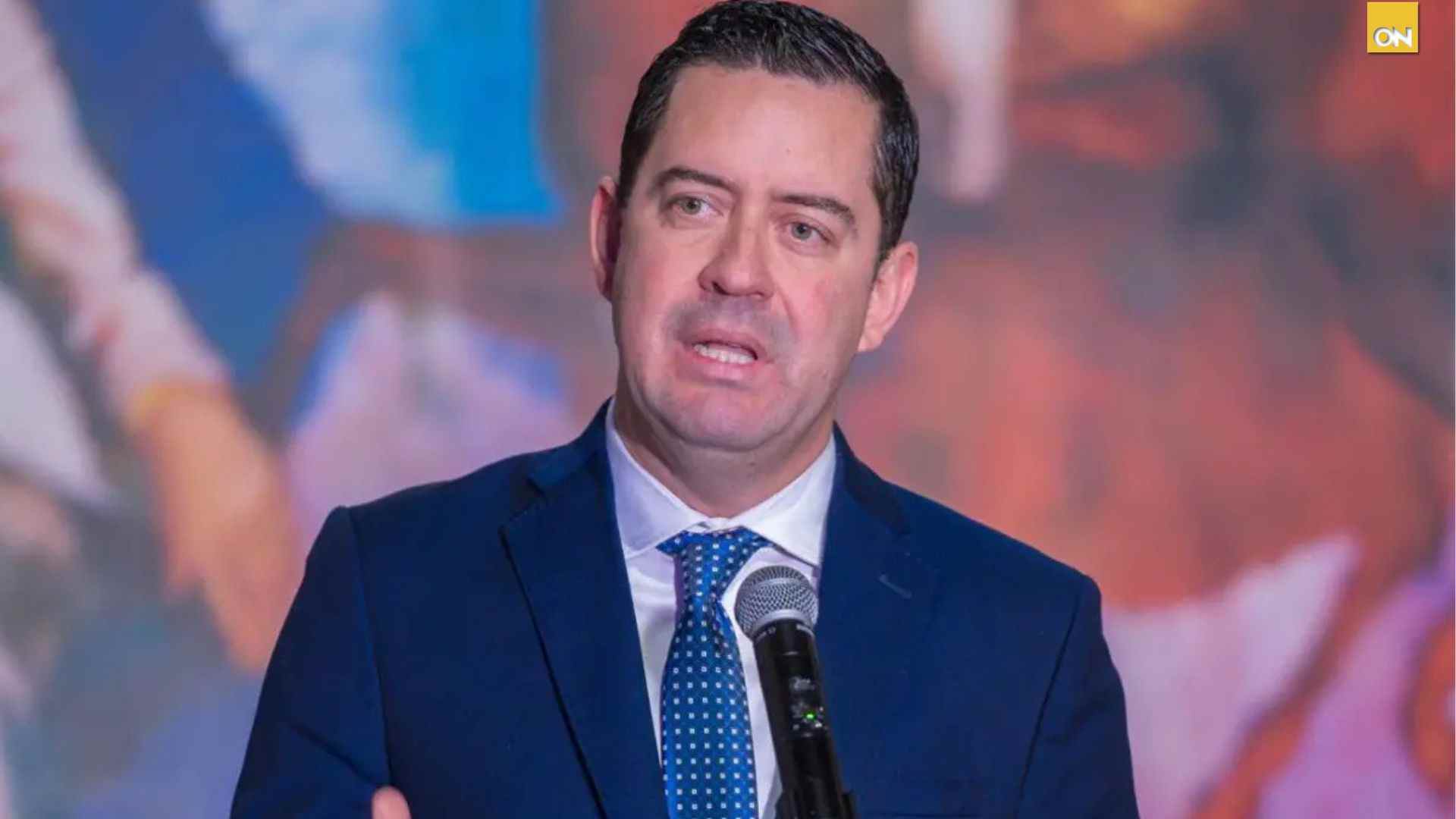 Ministro Hernández ajusta presupuesto estatal y recorta personal