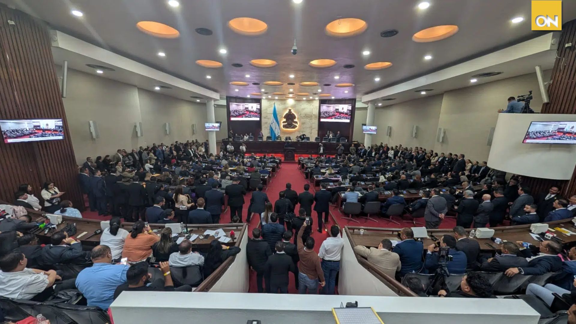 Congreso Nacional define agenda clave con empleo por hora y salud en debate