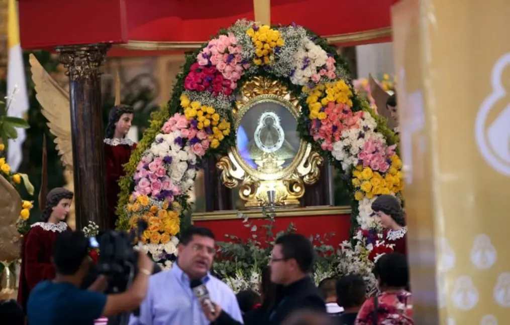 Presidente Nasry Asfura se une a la celebración en honor a la Virgen de Suyapa