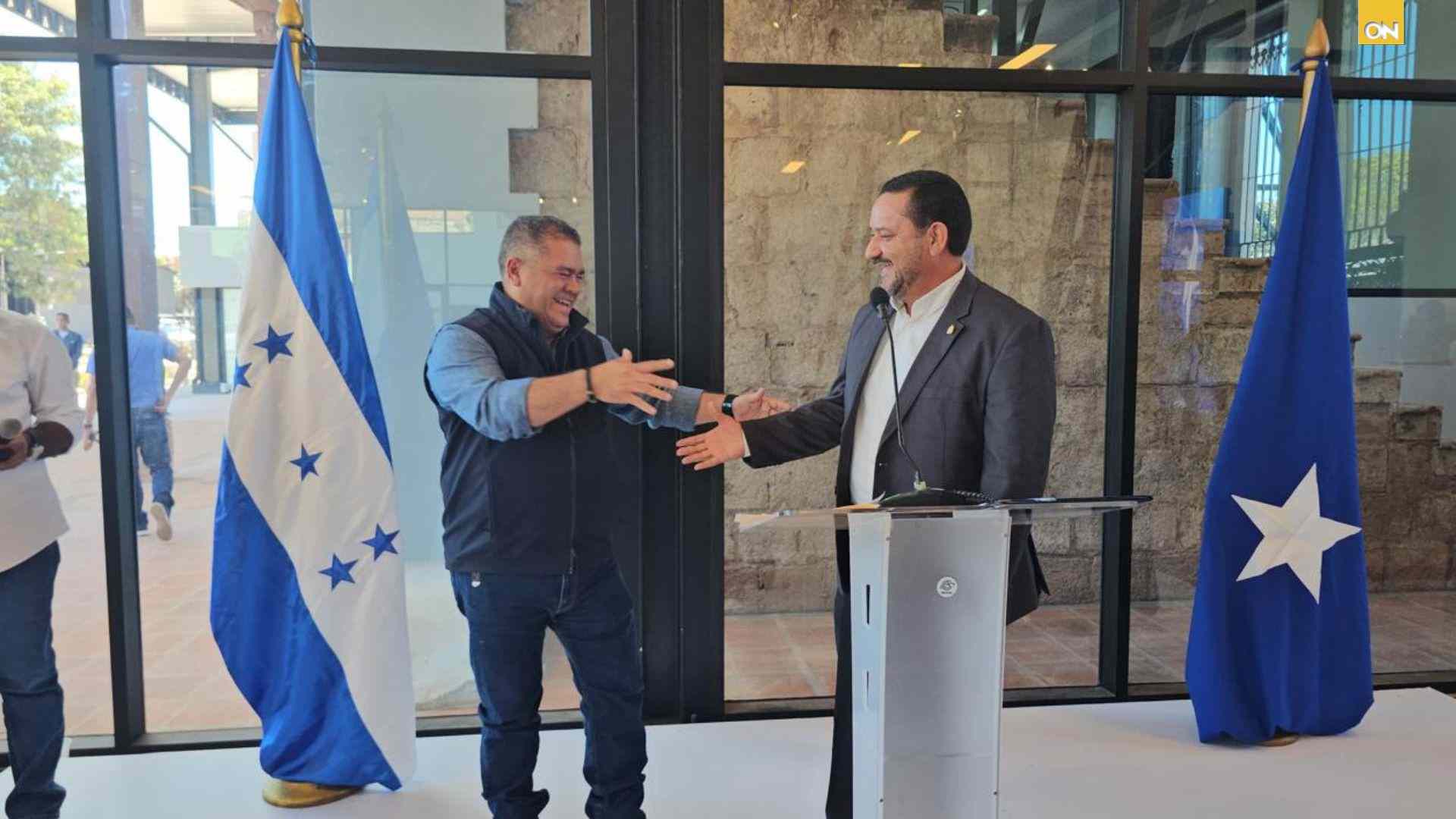 El alcalde de Olanchito, Yoro, Juan Carlos Molina Puerto, del Partido Nacional, asumirá este miércoles la presidencia de la Asociación de Municipios de Honduras