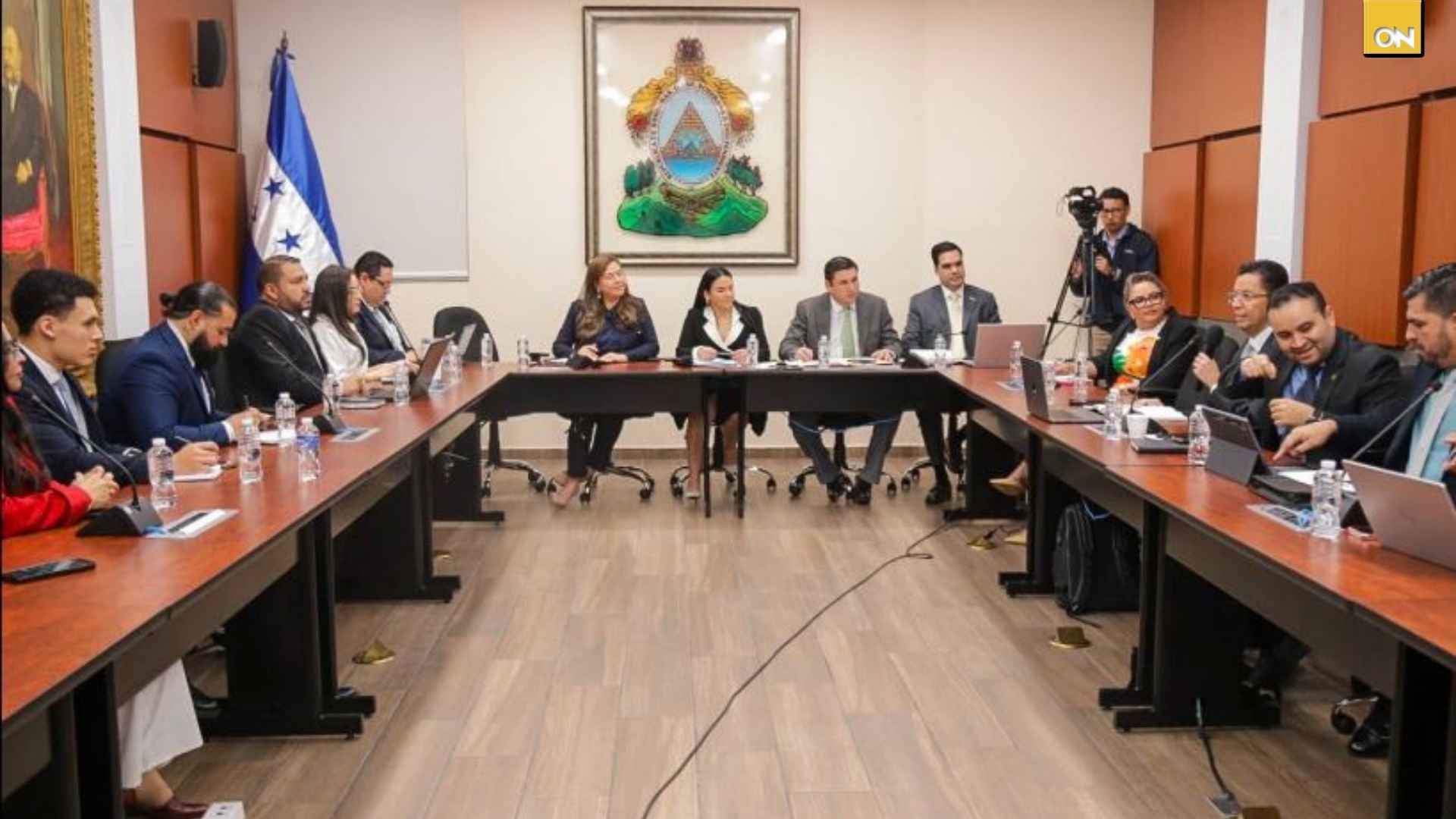 Congreso avanza en Ley de Empleo a Tiempo Parcial y aprueba moción sobre placas vehiculares