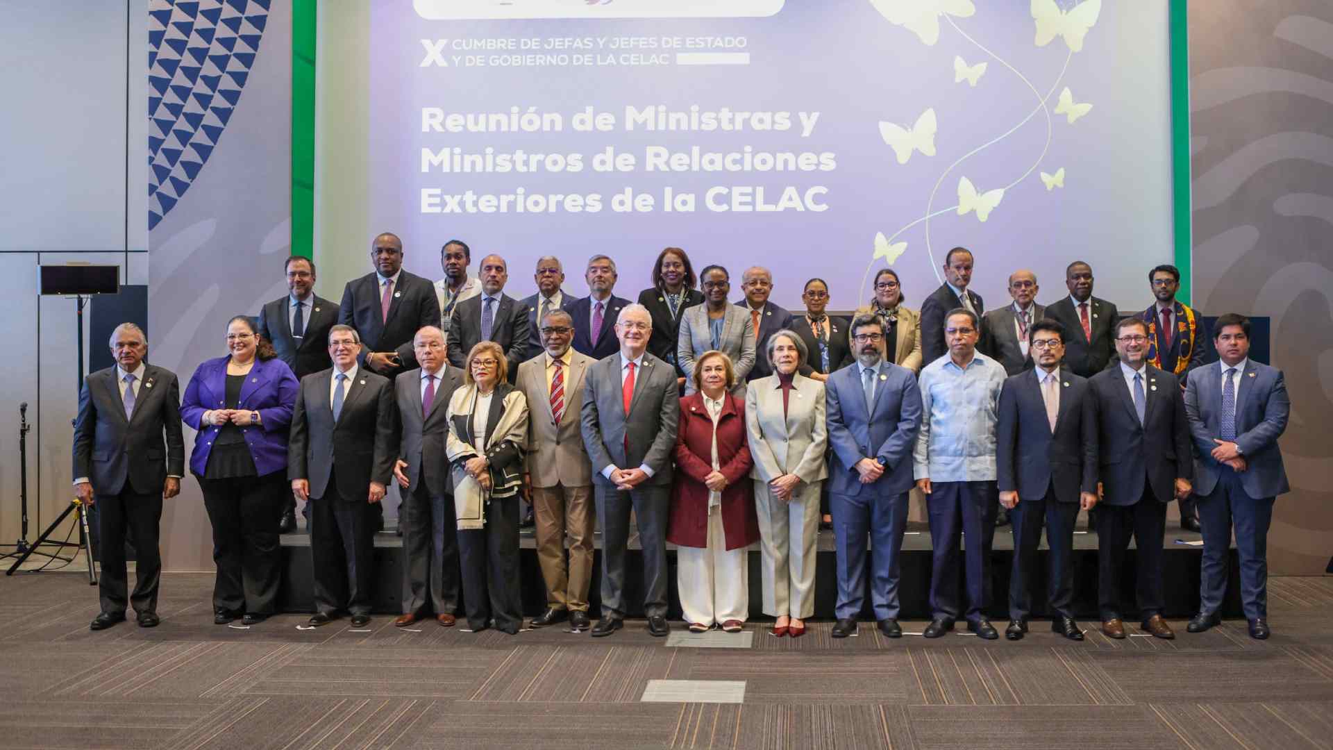 Honduras fortalece integración regional y política exterior durante la X Cumbre de la CELAC