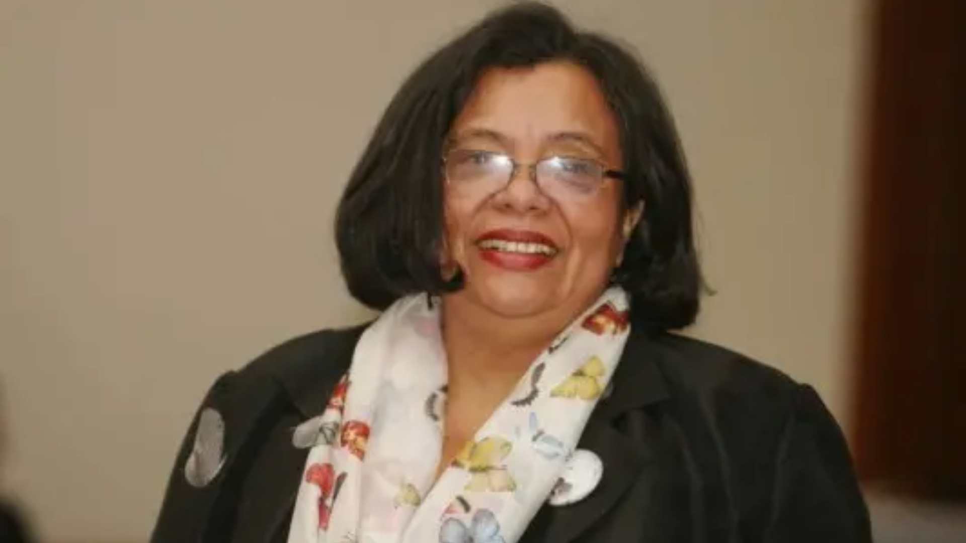Julieta Castellanos respalda decisión presidencial sobre eliminar pasaportes especiales para exfuncionarios