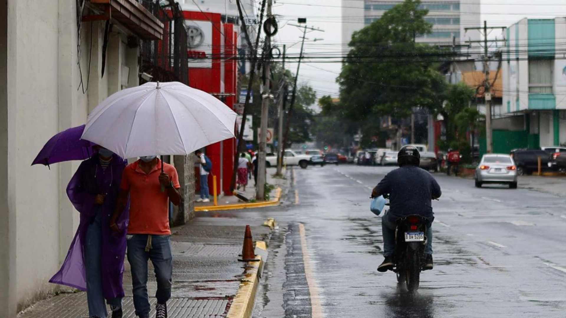Frente frío llega a Honduras: lluvias y descenso de temperaturas ponen a varias zonas en alerta