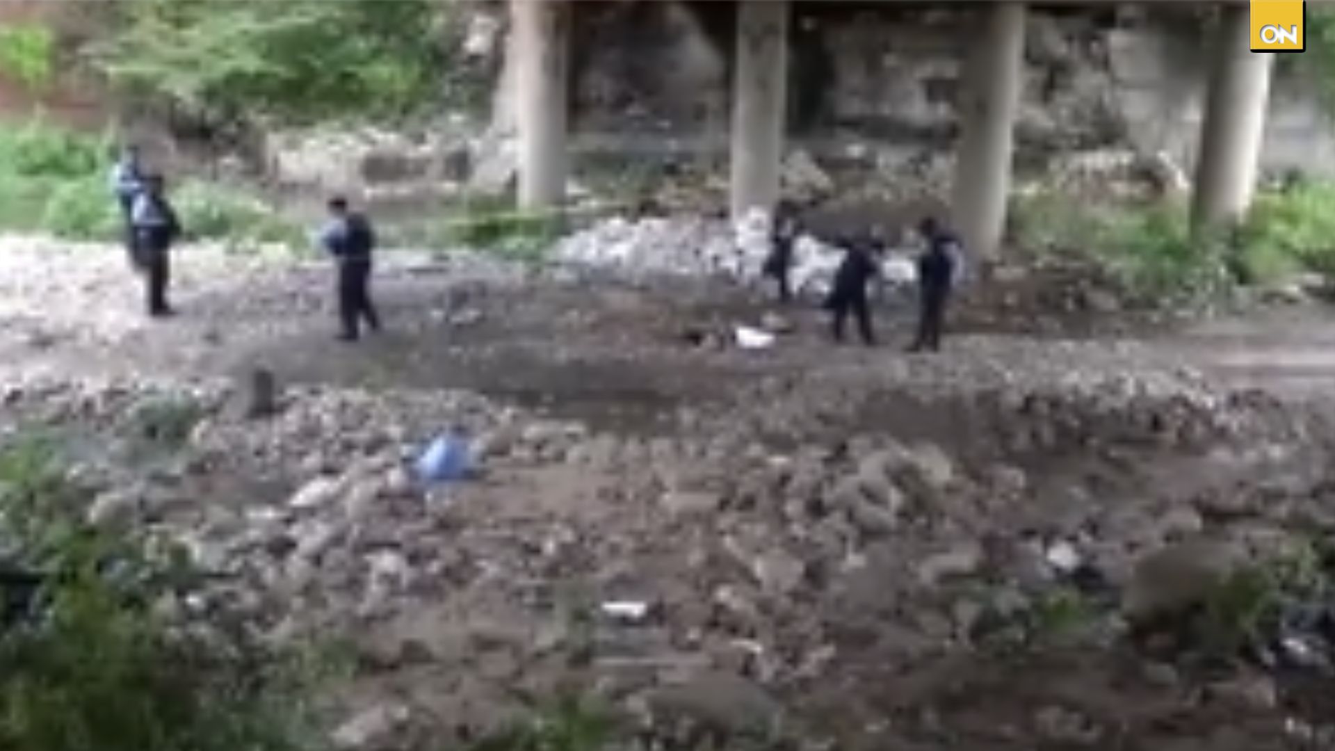 “Por ladrón”: el mensaje que dejaron junto a un cadáver en la capital