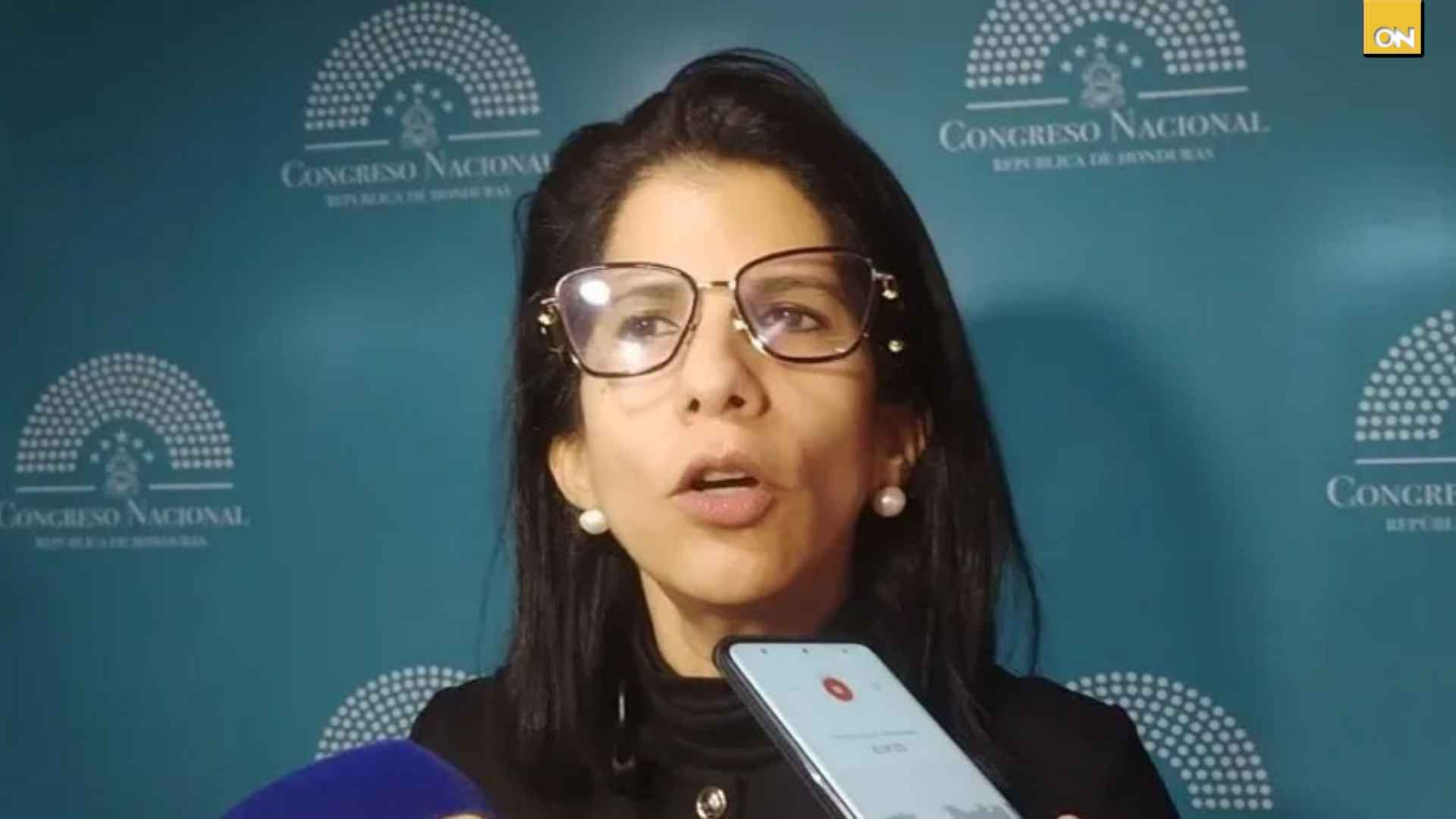 Fátima Mena responde ¿será la sustituta de Marlon Ochoa en el CNE