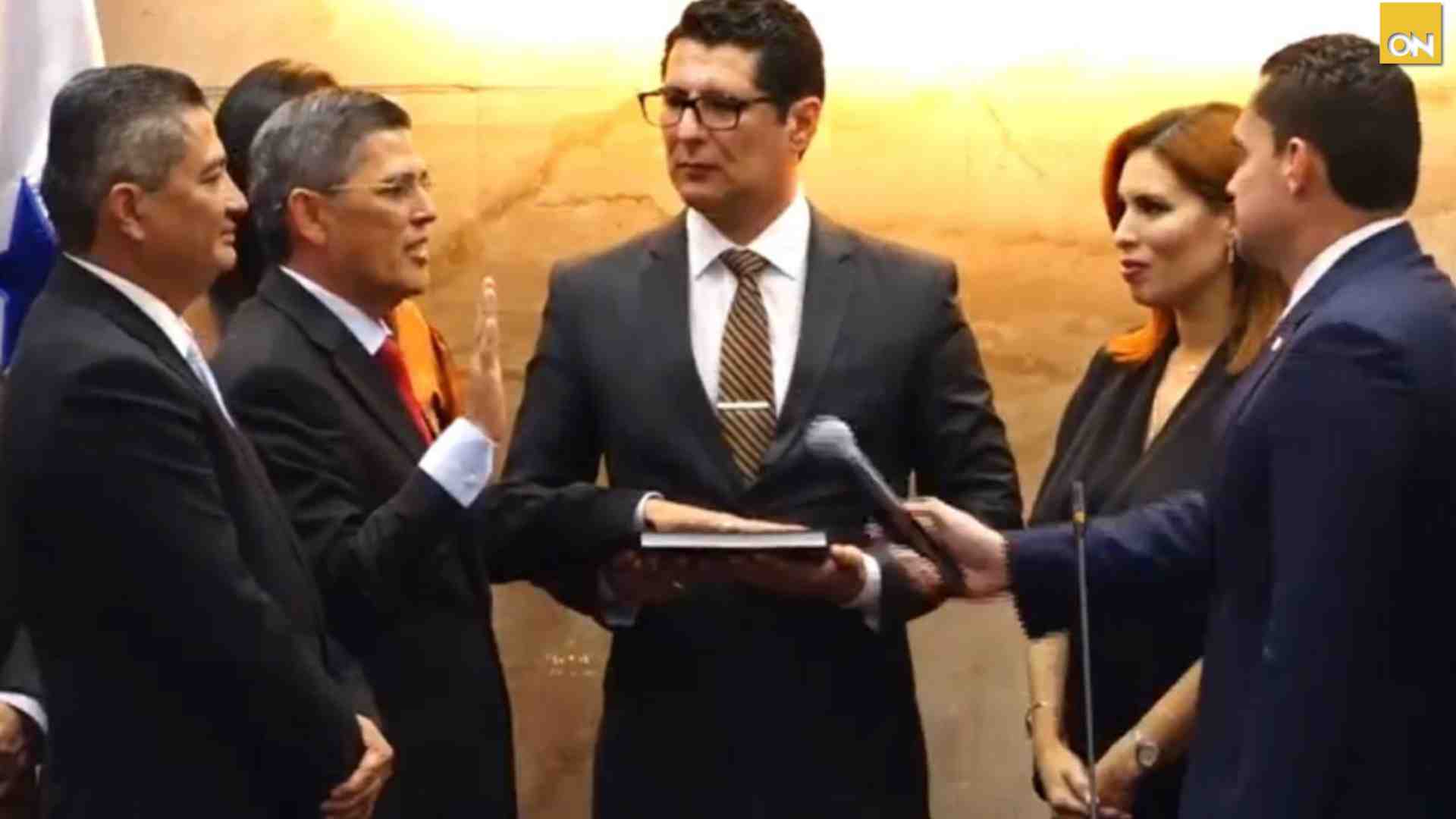 Wagner Vallecillo asume la presidencia de la Corte Suprema
