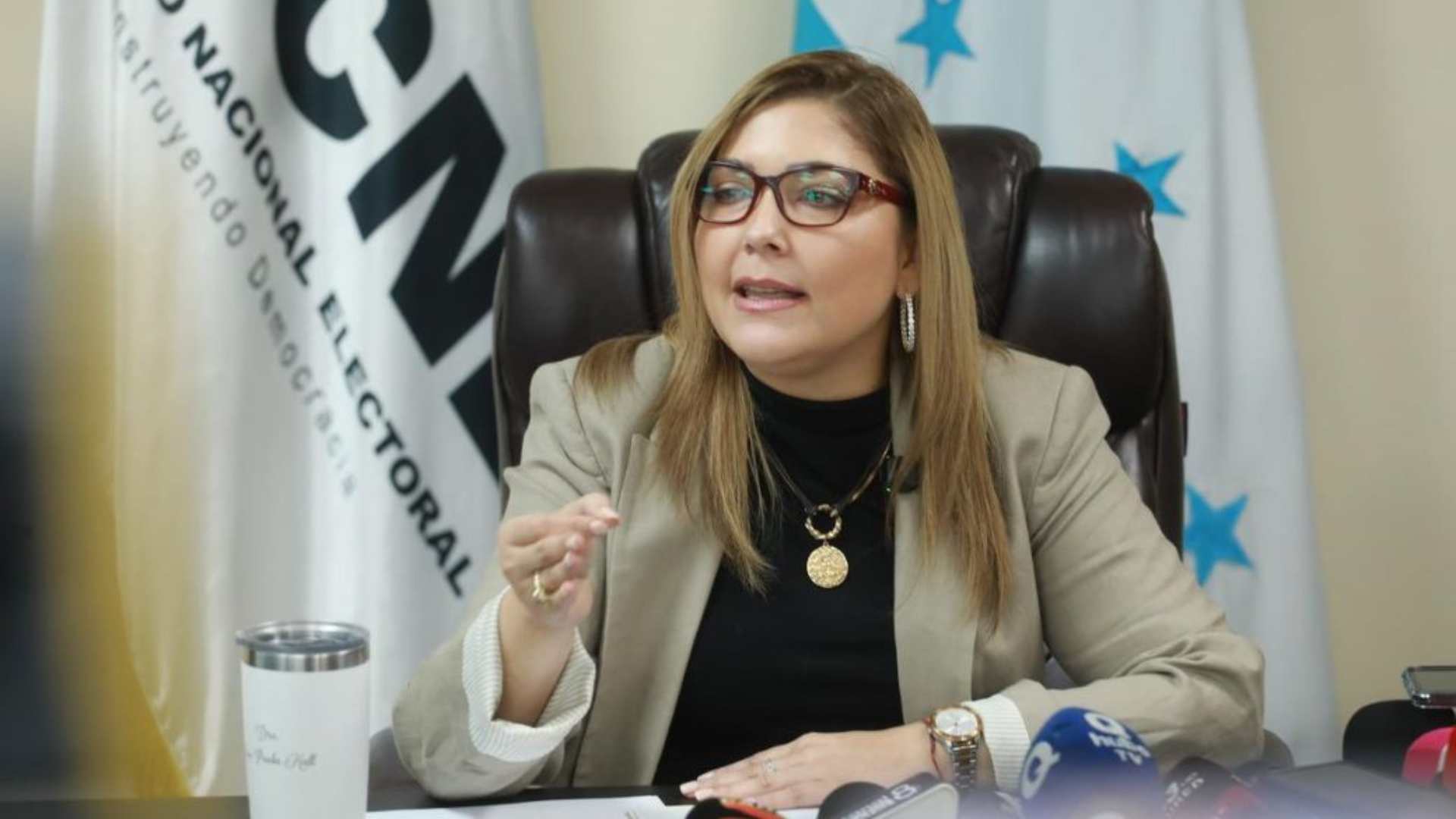 Ana Paola Hall revela envío de "informe detallado de delitos"