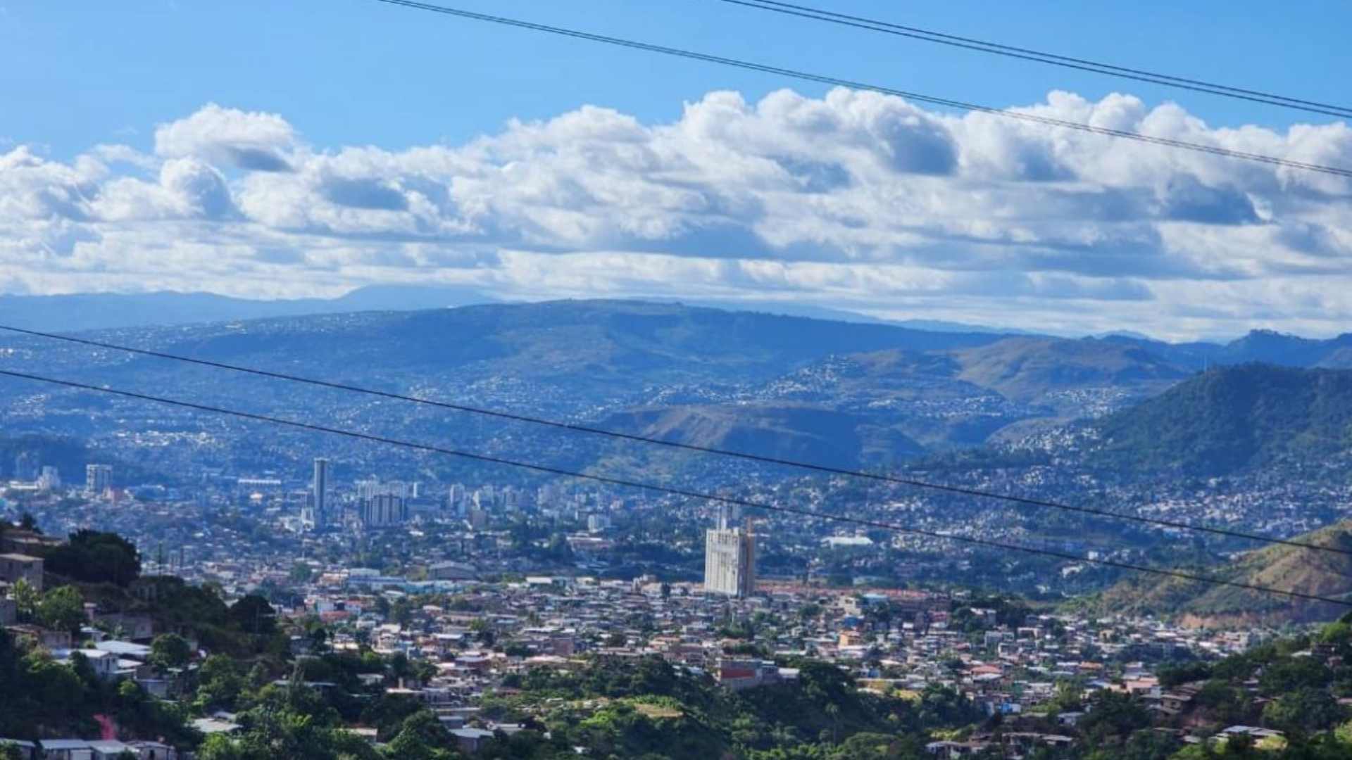 Clima en Honduras hoy: condiciones secas, altas temperaturas y lluvias aisladas este 16 de abril