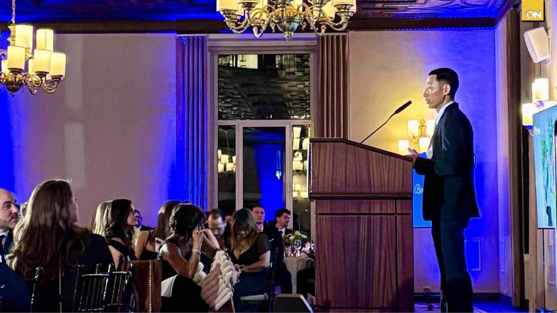 Shin Fujiyama presento en Nueva York su plan de la creación de mil escuelas para Honduras