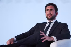 Enrique Riquelme, el empresario que busca la presidencia del club