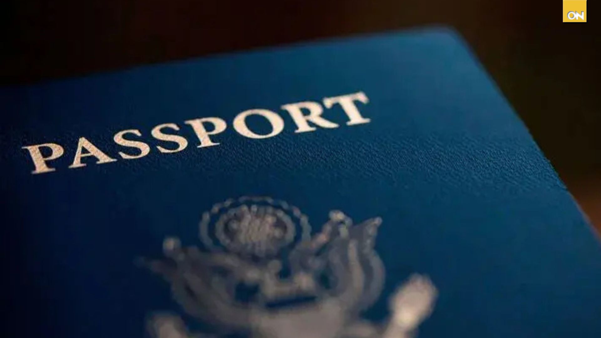 “Pague o entregue el pasaporte”: nueva medida sacude a padres morosos en EE. UU.