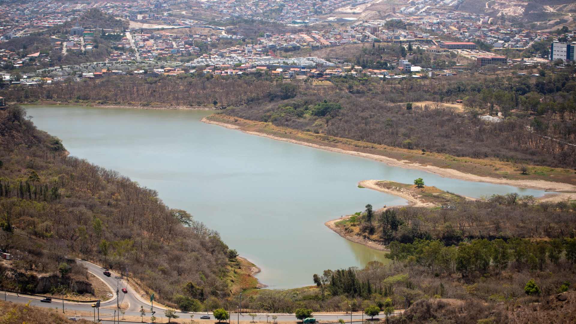 ¿Cuánta agua le queda a Tegucigalpa? El crítico nivel de las represas y la fecha límite del suministro