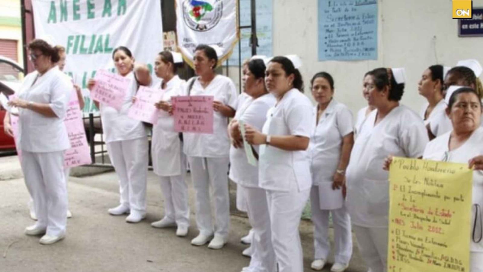 Enfermeras denuncian incumplimiento del gobierno y lo emplazan para reintegrar personal despedido