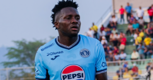 Carlos Mejía Sale Motagua