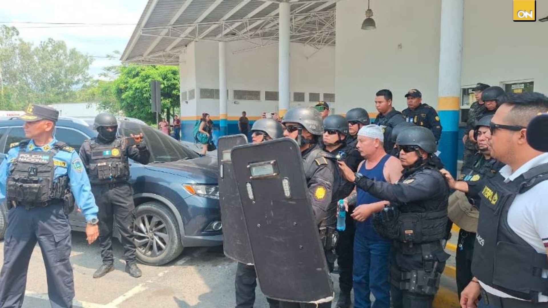 Guatemala extradita a hondureño presuntamente vinculado a crimen de cinco agentes de la Dipamco en Corinto, Cortés