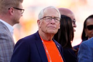 El hijo mayor de Sam Walton consolida su posición entre los más ricos con una participación clave en el gigante minorista (REUTERS)El hermano mayor de Jim Walton se 