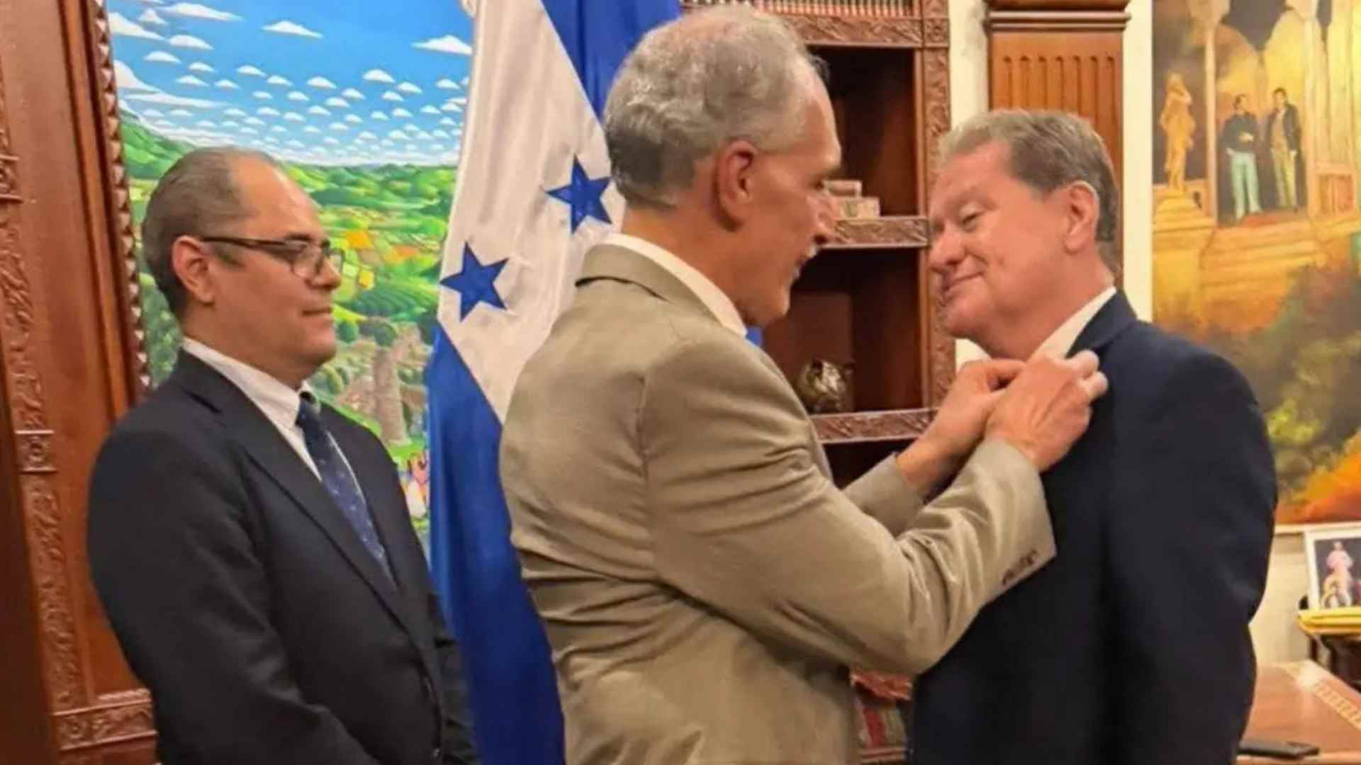 Jorge Cálix asume la OABI: perfil del nuevo funcionario designado por Nasry Asfura en Honduras