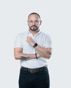 Psicologo clinico, experto en Trastornos de la personalidad tipo a b y c y en Trastornos de la Conducta alimentaria TAC