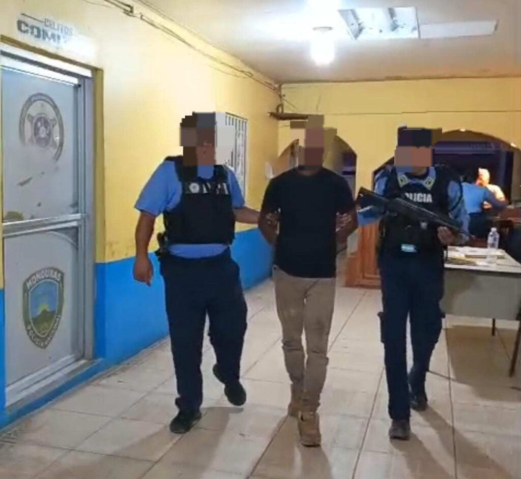 Capturan a conductor de Taxi VIP por presunta agresión en Tegucigalpa