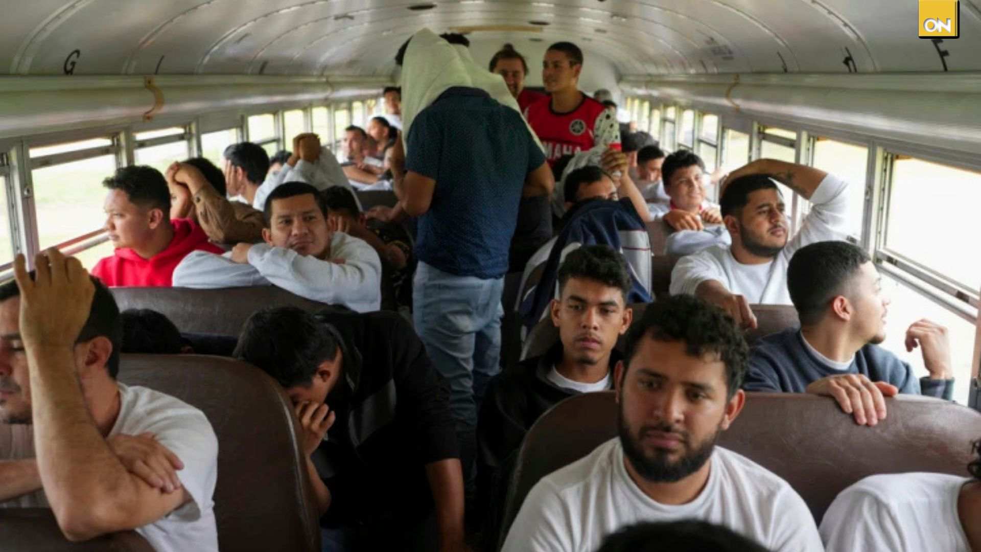 “Se acabó la esclavitud”: Esta fueron las reacciones de hondureños retornados desde Estados Unidos al llegar al país