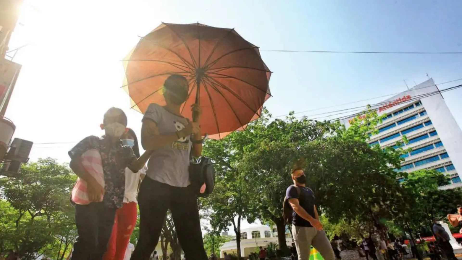 Temperaturas de hasta 42 grados y humo persistirán en Honduras este miércoles: alerta de Copeco