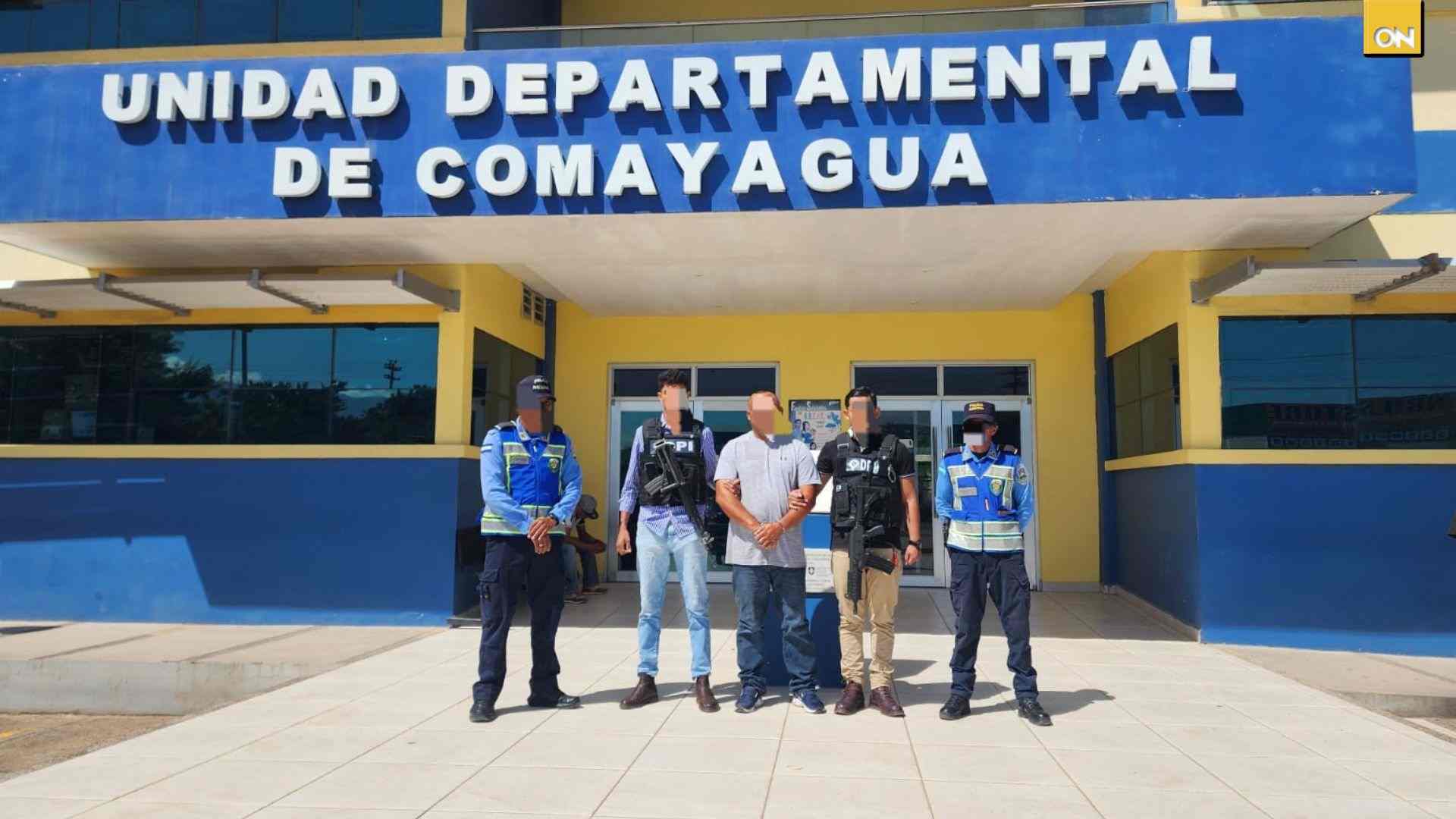 Fiscalía acusará a conductor por muerte de siete policías