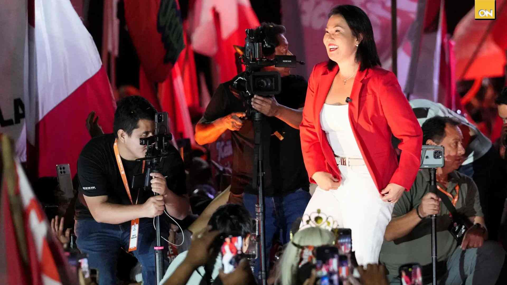 Perú vota en una reñida segunda vuelta que definirá a su próximo presidente