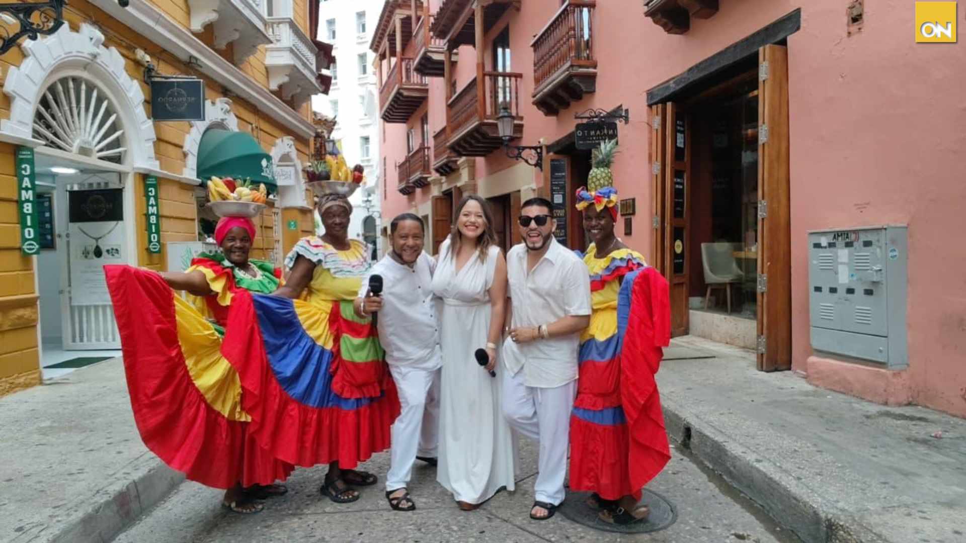 Desde Cartagena OMG revela a su nueva presentadora ¿Quien es