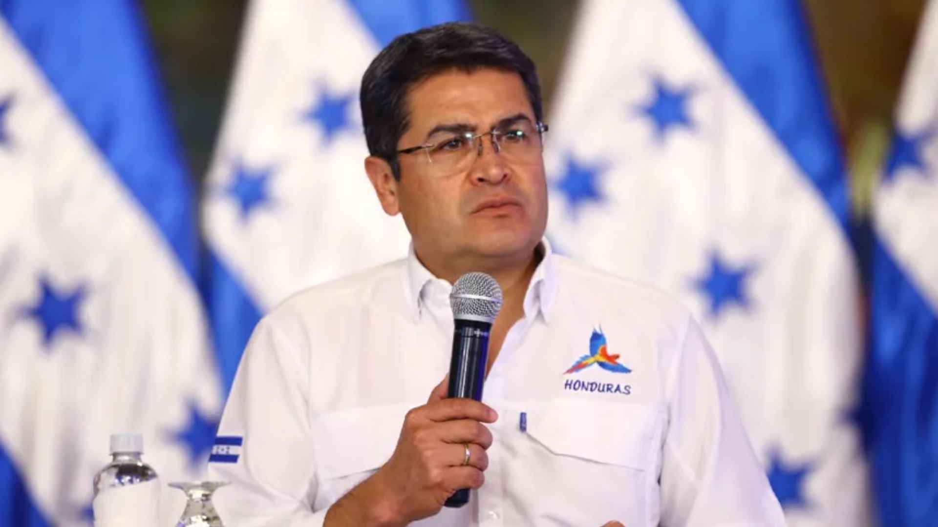 Corte Suprema revoca orden de captura contra Juan Orlando Hernández