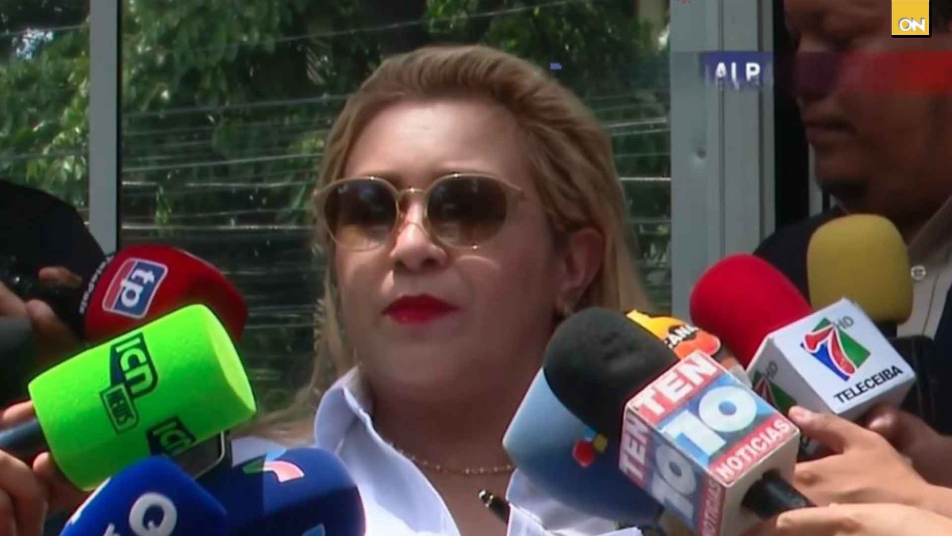Marlene Alvarenga denuncia a Salvador Nasralla y a la diputada Iroshka Elvir ante el Ministerio Público