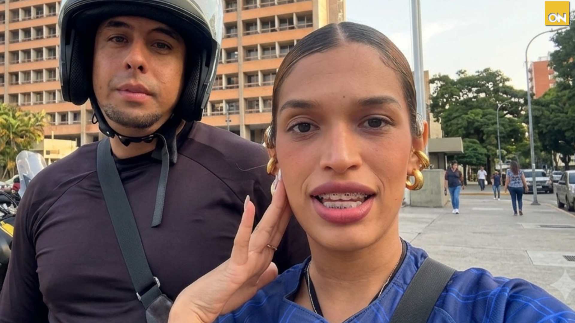 “Nos falta humildad”: críticas por arepas sin carne