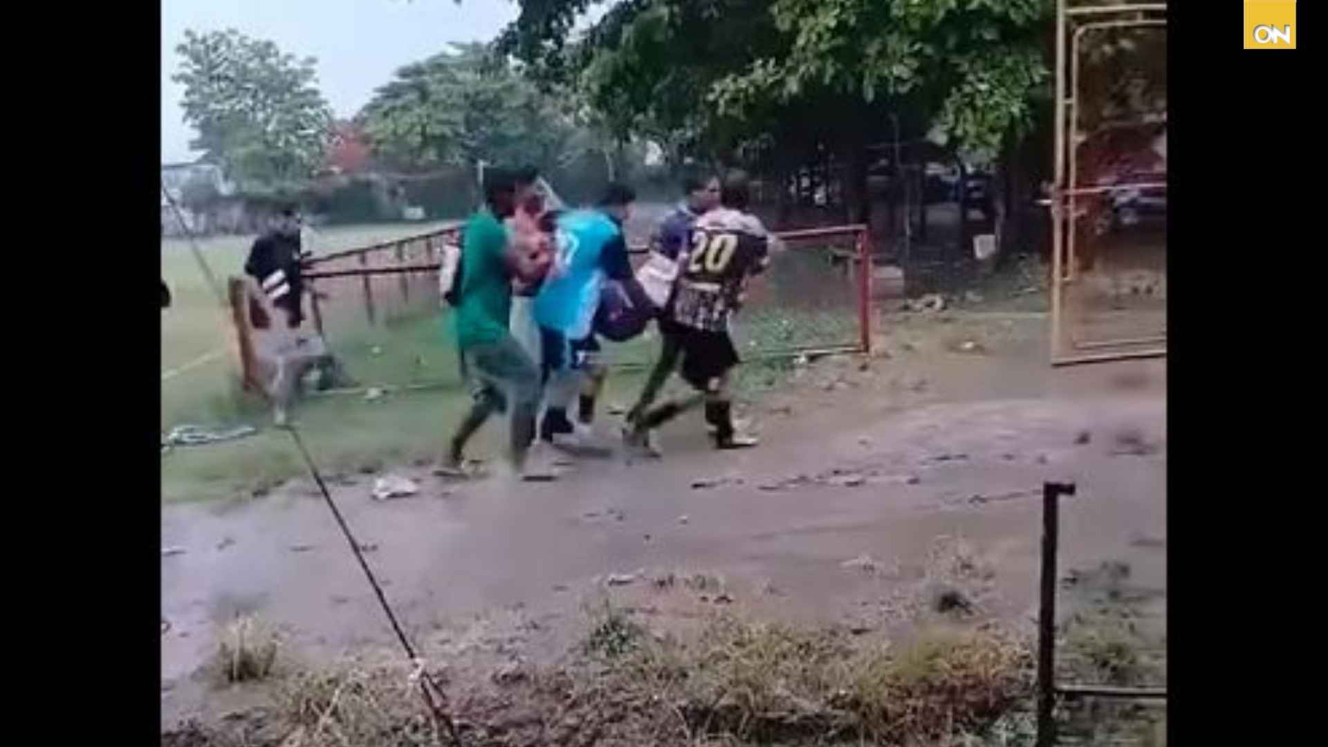 Un rayo alcanza a dos jóvenes en juego de fútbol en La Lima, Cortés