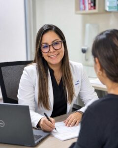 Dariela Ramos Médico especialista en Medicina Interna 