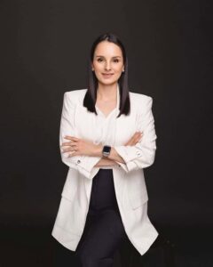 doctora Silvia Zavala