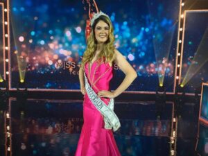 ¿Cómo dijo usted? Candidata a Miss Tegucigalpa causa revuelo por respuesta durante su presentación
