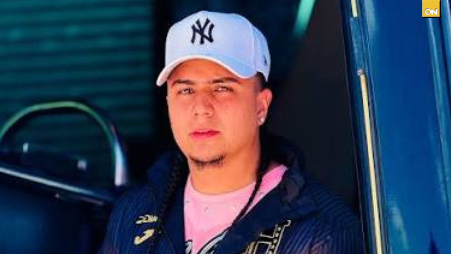 Davis Flow confesó en un en vivo que besó a un hombre y reveló su nombre