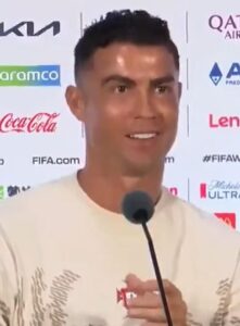Cristiano Ronaldo encara a periodista en conferencia de prensa: "Tú eres uno de los que no me quiere"