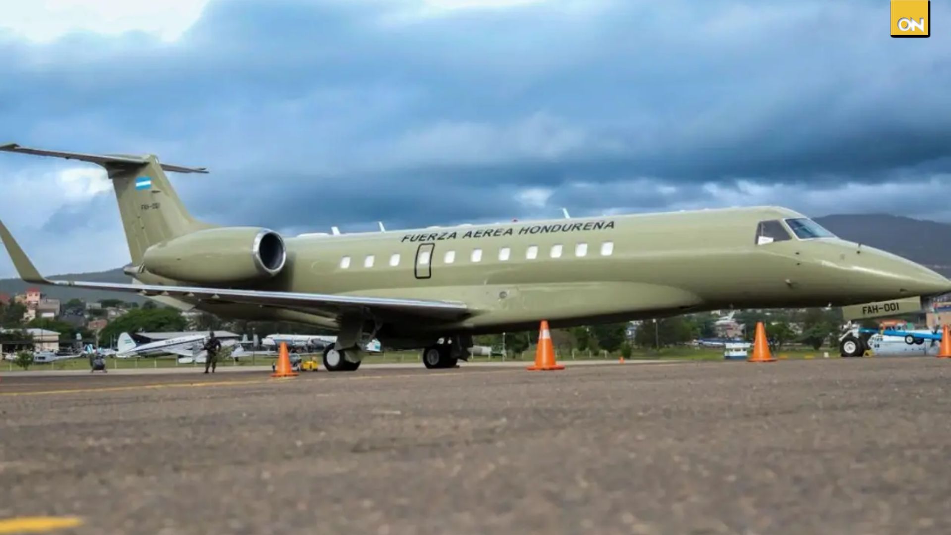 Honduras vende el avión presidencial y genera reacciones