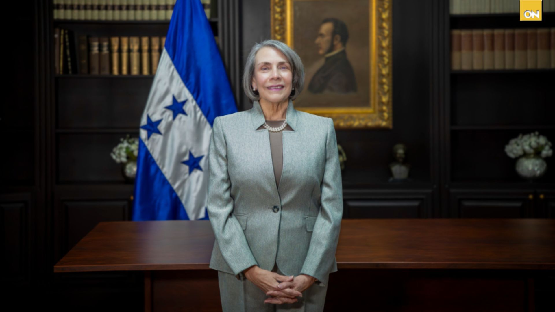 Mireya Agüero se refiere a distintos temas de cancillería
